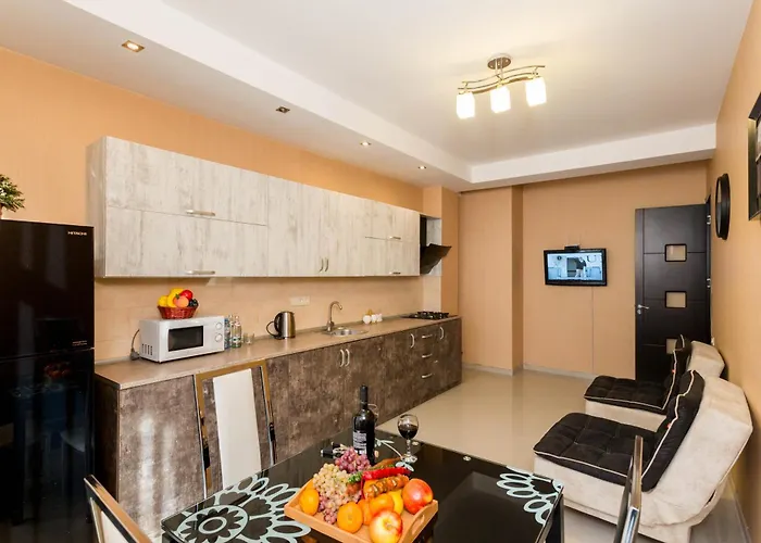 Central Pointe Suite