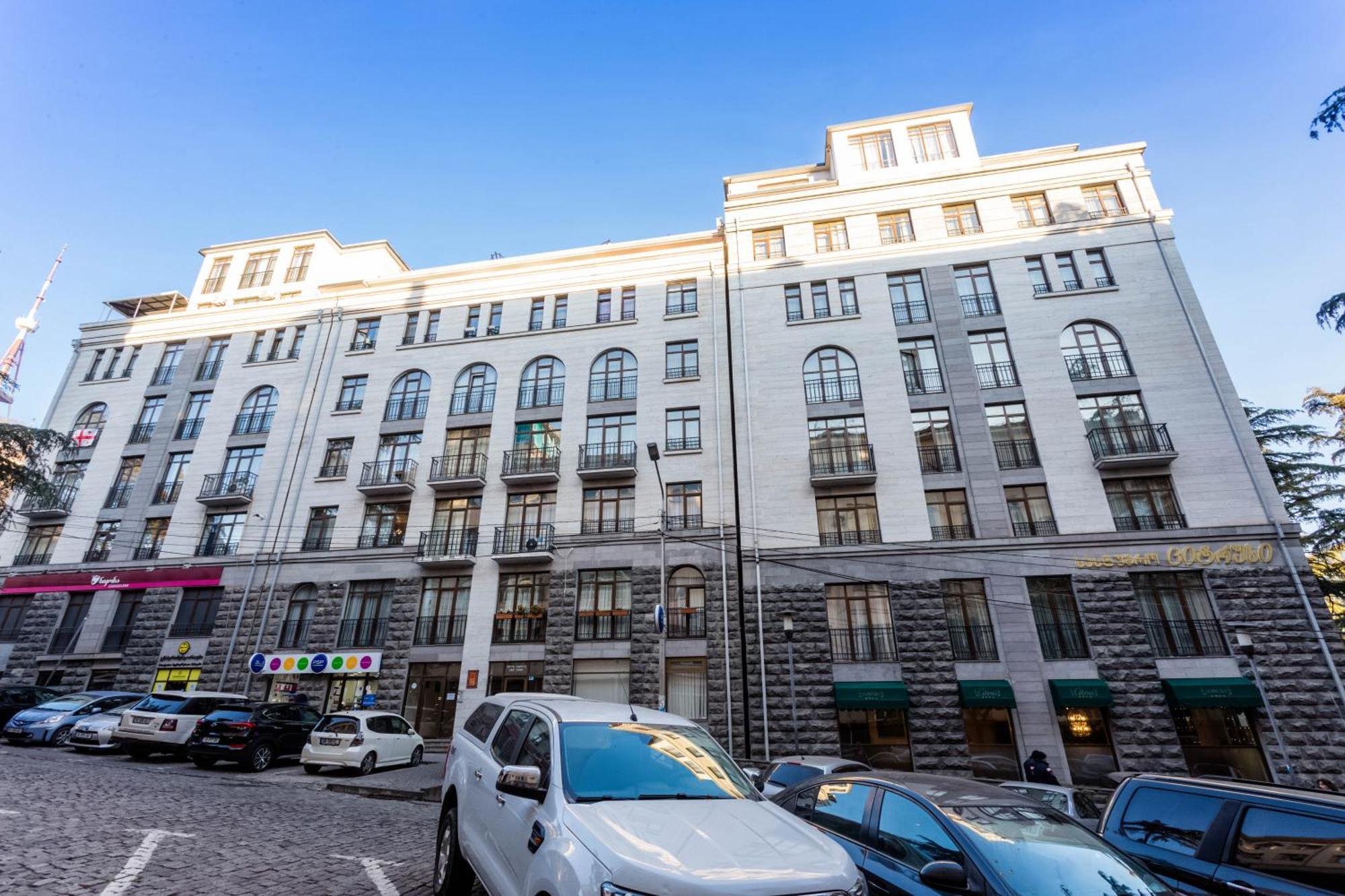 Pointe Апартаменти Тбілісі